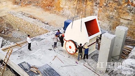 錘式破碎機(jī)生產(chǎn)線安裝現(xiàn)場