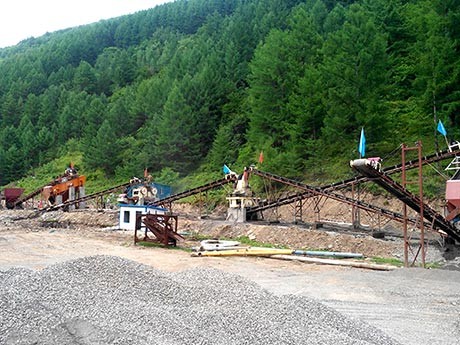 年產(chǎn)100萬(wàn)噸機(jī)制砂生產(chǎn)線設(shè)備配置及價(jià)格