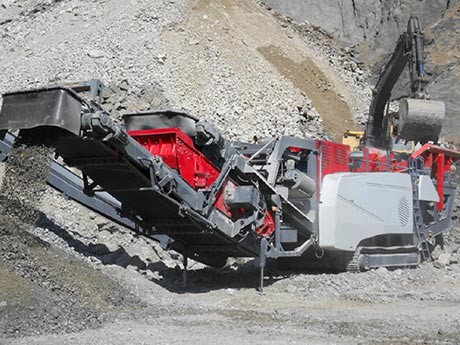 煤炭粉碎機(jī)多少錢(qián)一臺(tái)，有現(xiàn)場(chǎng)嗎