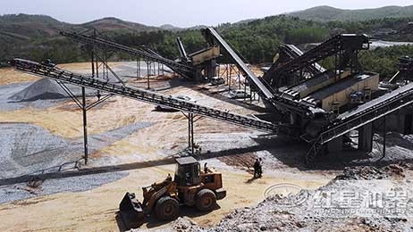 玄武巖用什么破碎機(jī)好，大型玄武巖破碎機(jī)設(shè)備多少錢