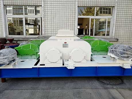聽說小型對輥粉碎機(jī)可以制砂？對輥制砂工作視頻都有？