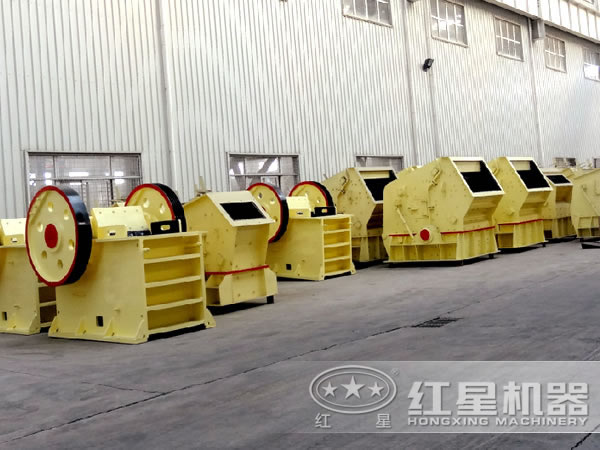 煤礦破碎機(jī)多型號(hào)展示