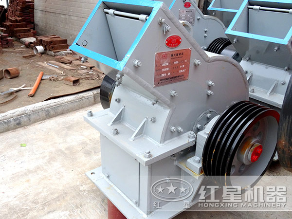 錘式破碎機(jī)大圖