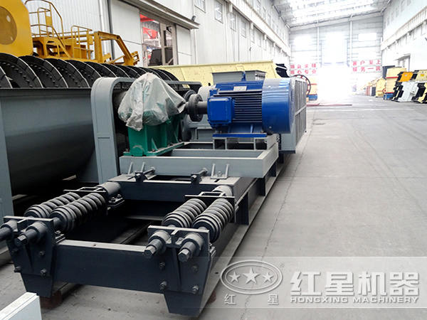 對輥破碎機(jī)車間