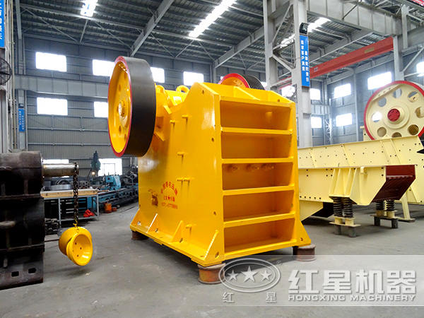 顎式破碎機(jī)展示圖