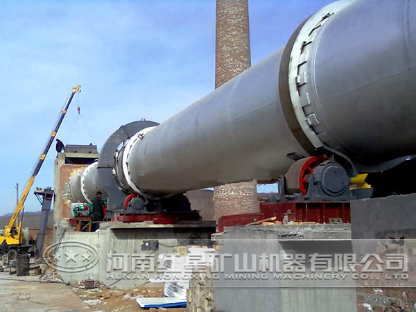 紅星機(jī)器氧化鋅回轉(zhuǎn)窯生產(chǎn)現(xiàn)場(chǎng)