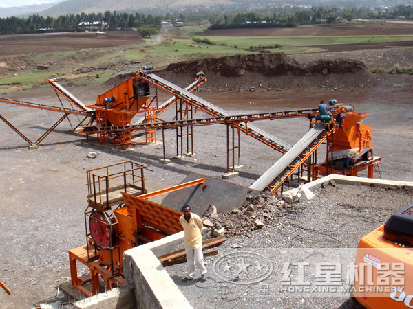 破碎作業(yè)現(xiàn)場(chǎng)