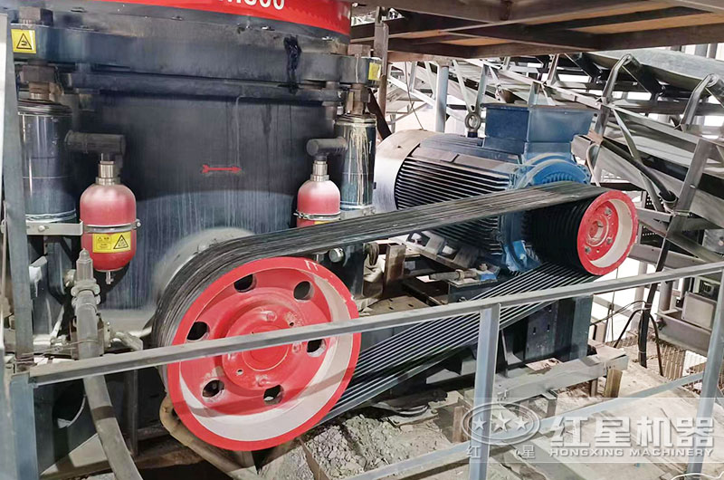 HP400圓錐破碎機(jī)配置電機(jī)