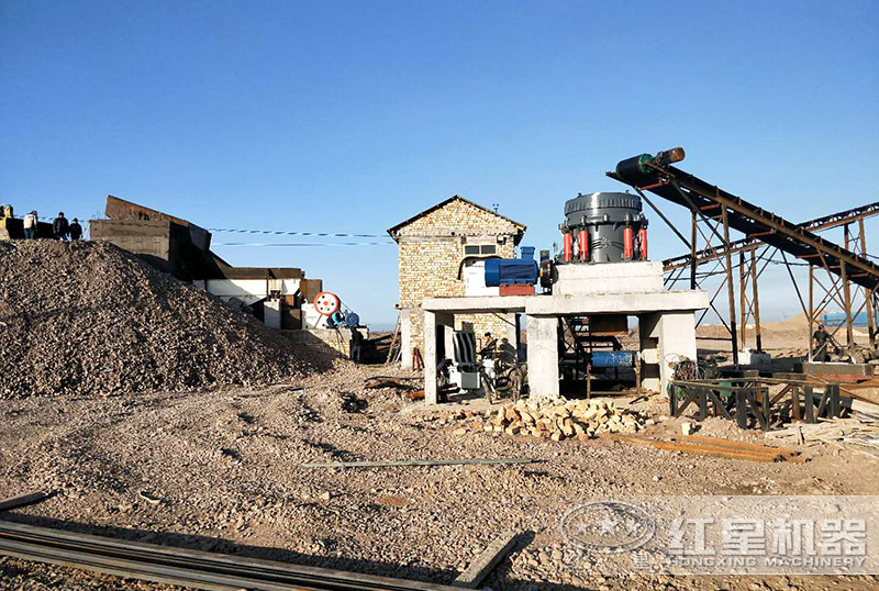 處理硬料小型碎石機械設備配置