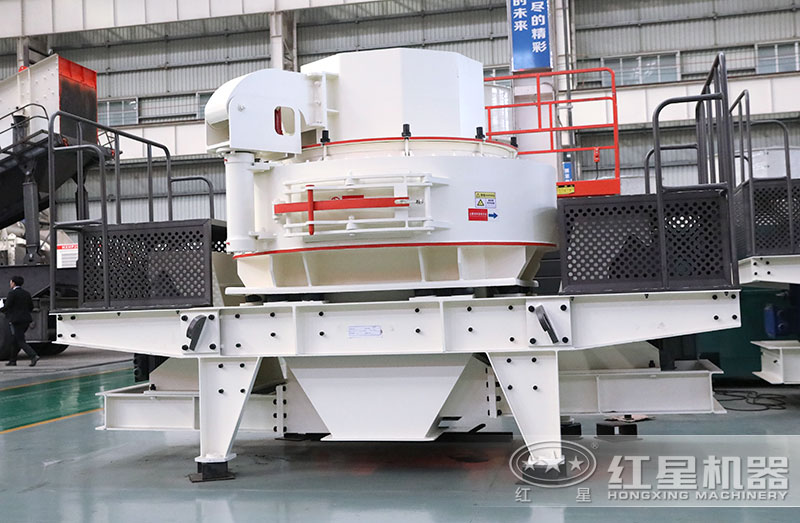 這款是VSI制砂機(jī)，產(chǎn)量40-650噸/時(shí)