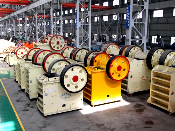 時產(chǎn)250噸碎石機(jī)多少錢一臺？