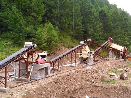 時(shí)產(chǎn)230方石頭制砂機(jī)多少錢(qián)一臺(tái)，哪家便宜