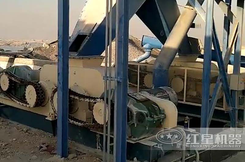 2臺對輥制砂機聯(lián)用處理煤矸石現(xiàn)場