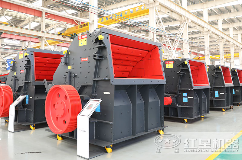 礦用反擊破碎機圖片