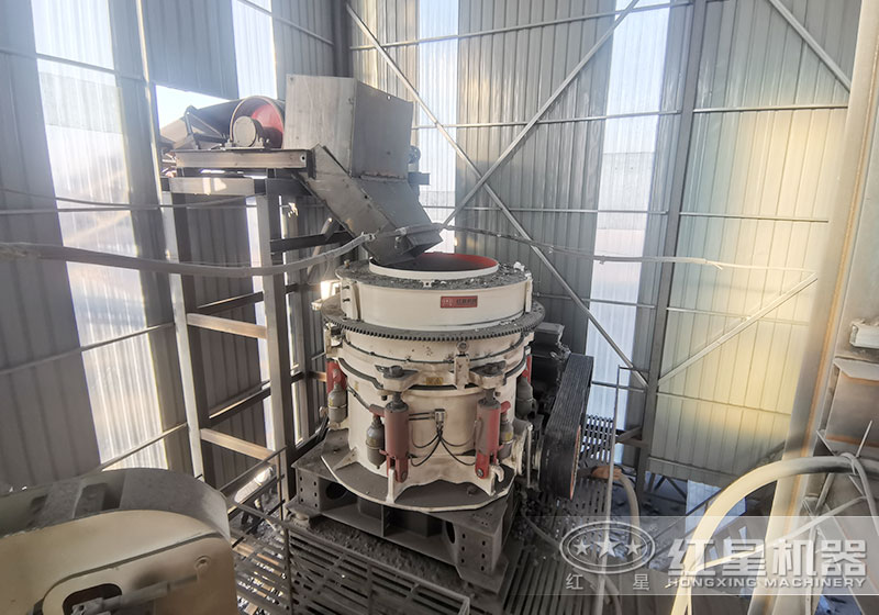 多缸液壓圓錐破破碎現(xiàn)場