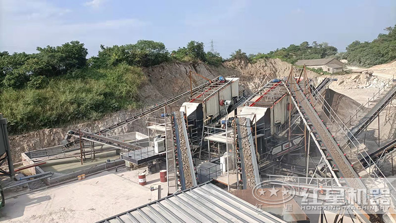 生產(chǎn)沙子、石子的設(shè)備叫什么，成套設(shè)備價(jià)格是多少？