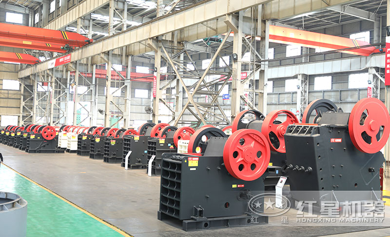 1215破碎機配多大電動機_每小時產(chǎn)能多少噸