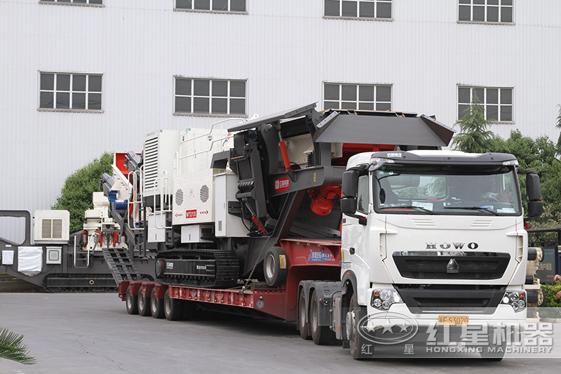 紅星機器移動石頭打沙機發(fā)貨了