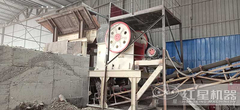 水泥塊粉碎機粗碎設(shè)備-鄂破