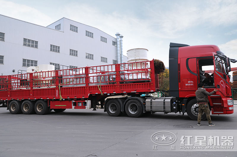 紅星機(jī)器單缸圓錐破車間發(fā)貨