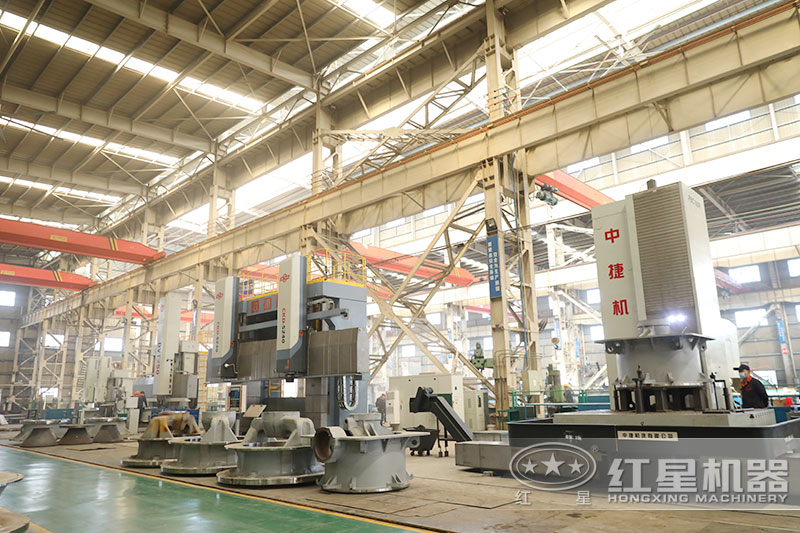 紅星機器車間展示-精密性制造加工設(shè)備