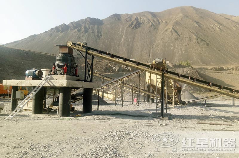 石頭破碎機(jī)現(xiàn)場(chǎng) 石頭破碎機(jī)現(xiàn)場(chǎng)