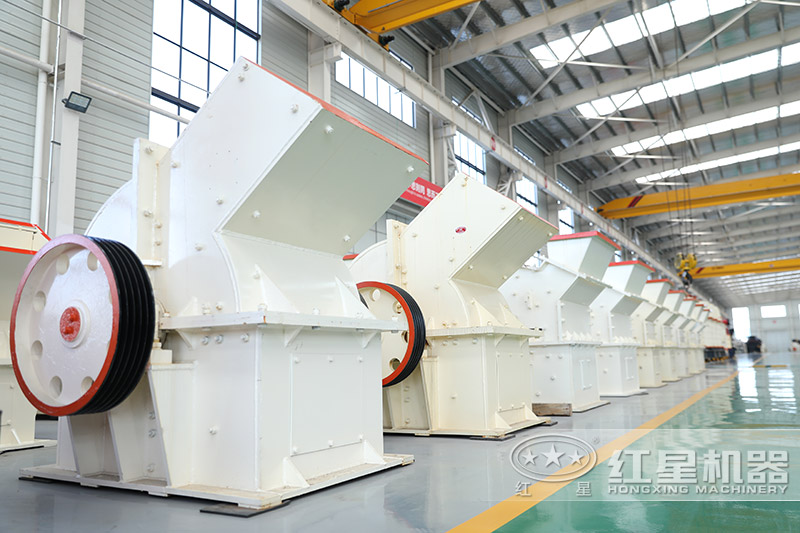 小型錘式破碎機(jī)-800錘破車間展示