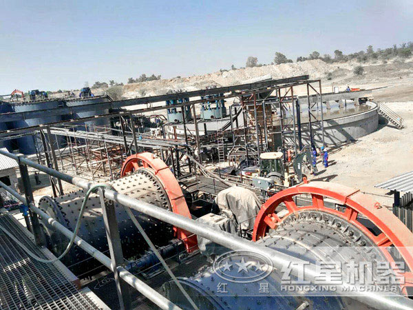 鉛鋅礦作業(yè)現(xiàn)場實(shí)拍