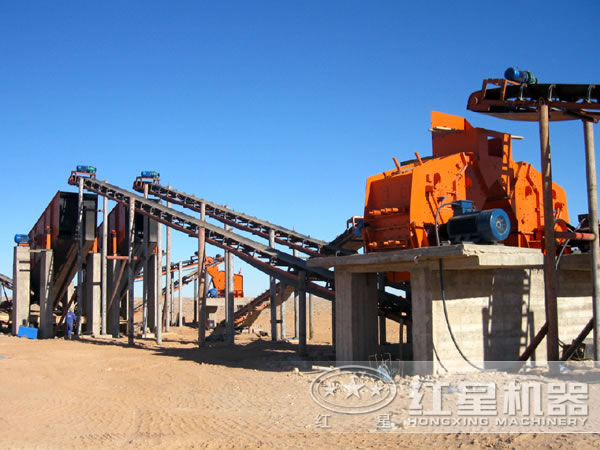 反擊式破碎機應(yīng)用現(xiàn)場