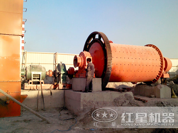 磨礦作業(yè)實拍