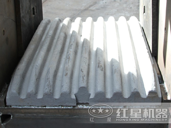 破碎機(jī)配件圖