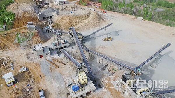 反擊式破碎機生產(chǎn)線現(xiàn)場