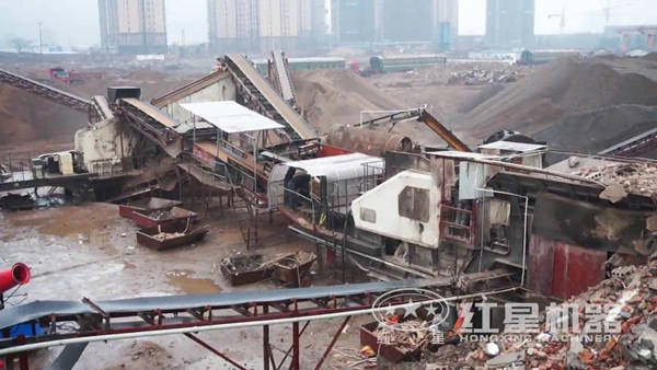 移動(dòng)破碎機(jī)