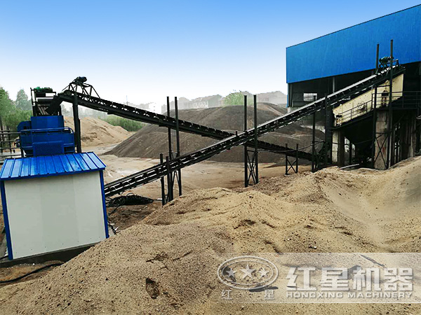 制砂機(jī)工作現(xiàn)場(chǎng)實(shí)拍