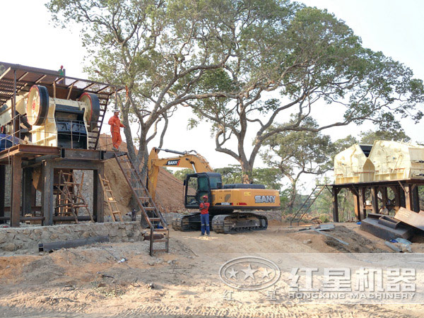 破碎機(jī)作業(yè)現(xiàn)場