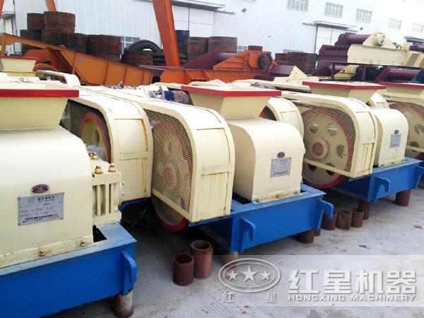 輥式破碎機(jī)展示