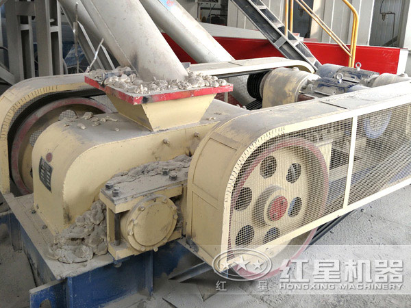 紅星齒輥破工作現(xiàn)場(chǎng)