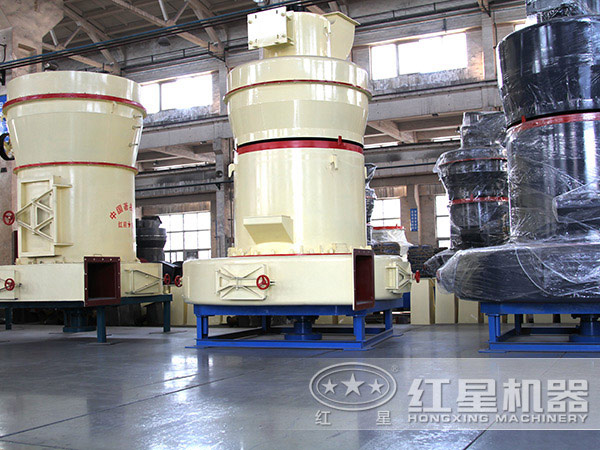 雷蒙磨粉機(jī)車間高清圖