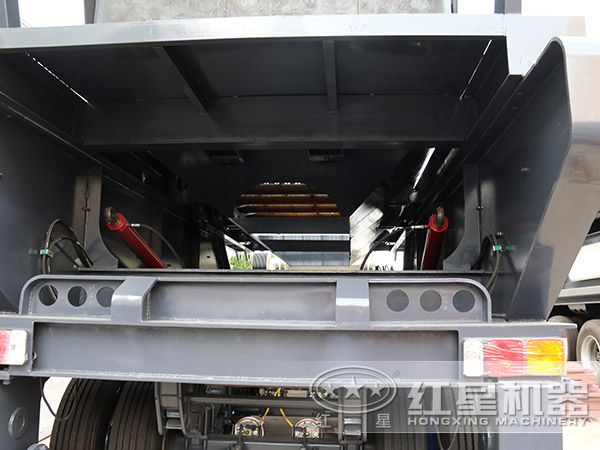 大型移動(dòng)制沙機(jī)內(nèi)部細(xì)節(jié)