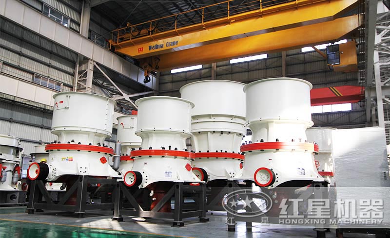 時產(chǎn)300噸單缸圓錐破碎機