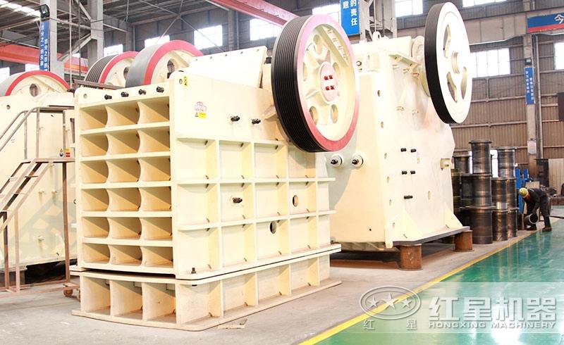 顎式破碎機(jī)車(chē)間高清圖