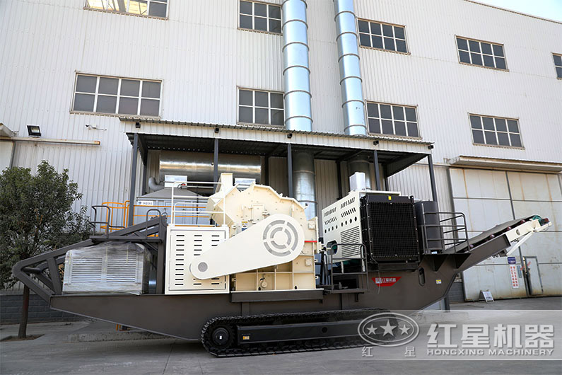 履帶式移動(dòng)石子破碎機(jī)