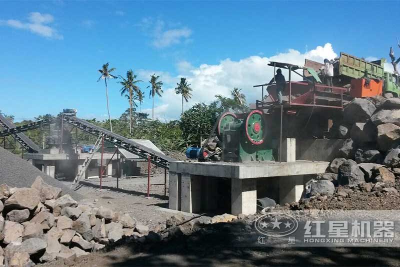 海南花崗巖破碎現(xiàn)場(chǎng)