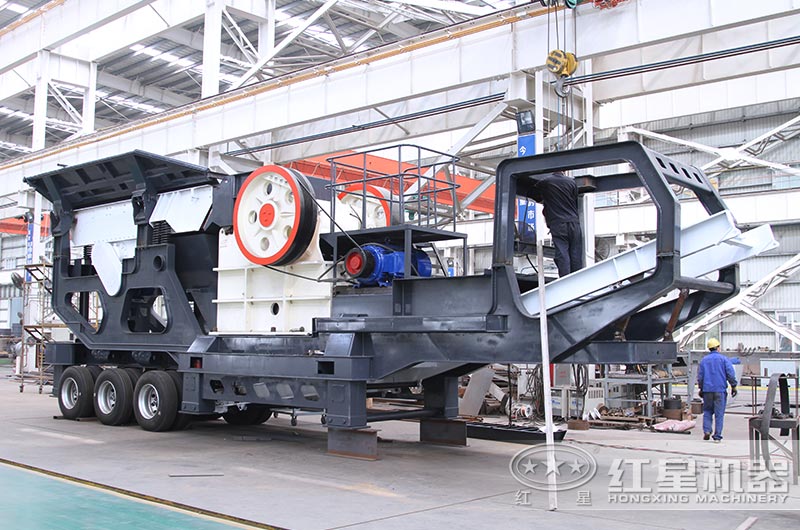 顎破移動破碎機(jī)