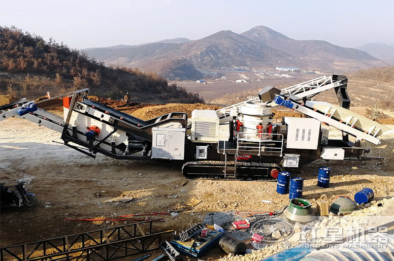 搭載圓錐破的履帶移動(dòng)式破碎機(jī)