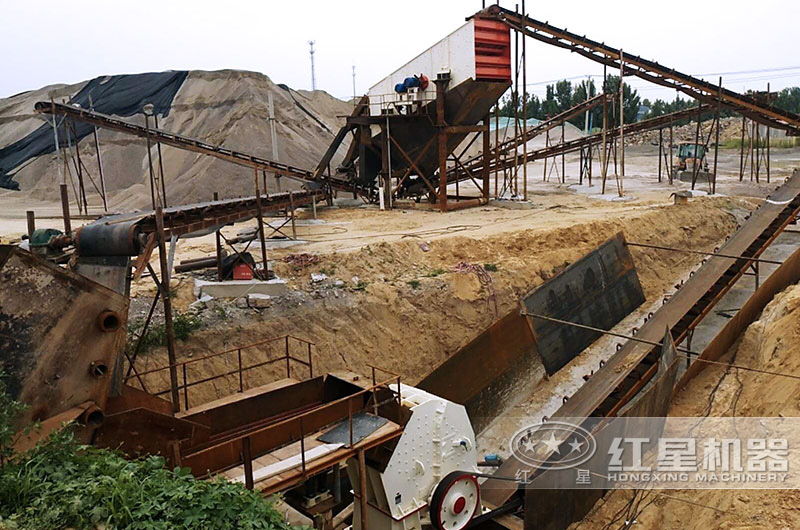 時(shí)產(chǎn)300噸石頭破碎生產(chǎn)線設(shè)備配置方案