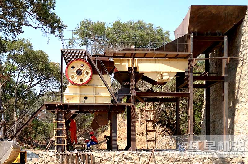 69顎式破碎機(jī)現(xiàn)場