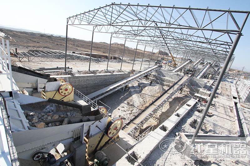 大型破碎生產(chǎn)現(xiàn)場航拍