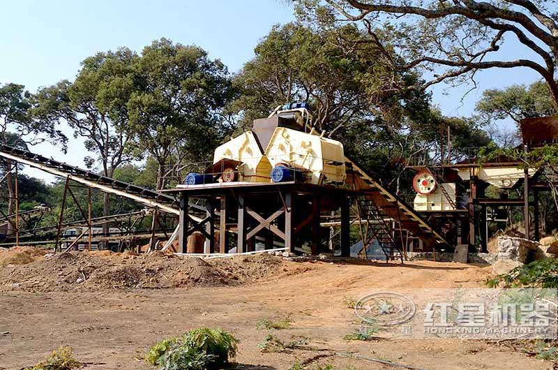 破碎機生產(chǎn)線現(xiàn)場