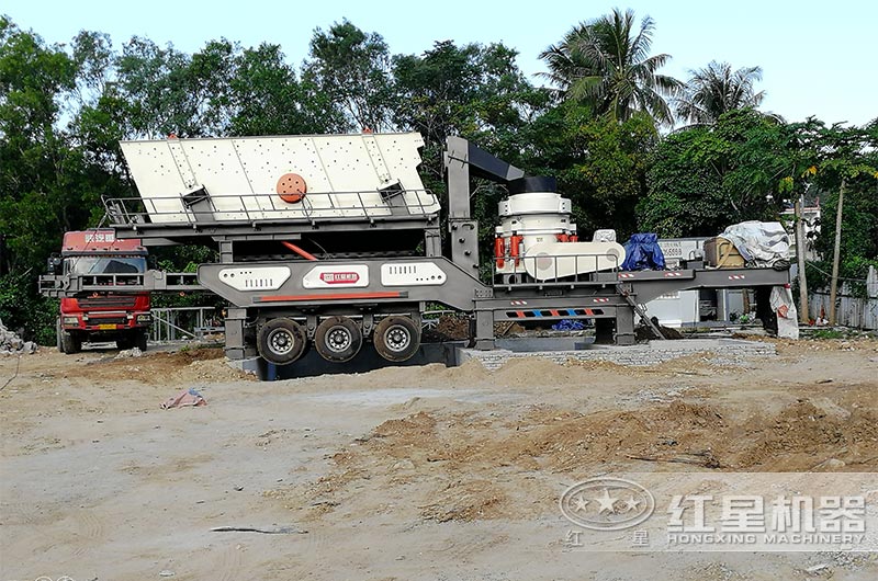 移動(dòng)式多缸液壓圓錐破碎機(jī)